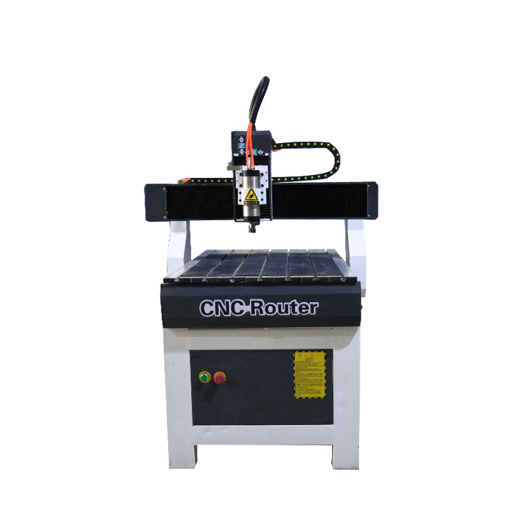 CNC router 6090 pro práci se dřevem a kovem